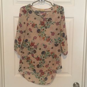 How Very Loved Boutique Blouse Shirt Size Small